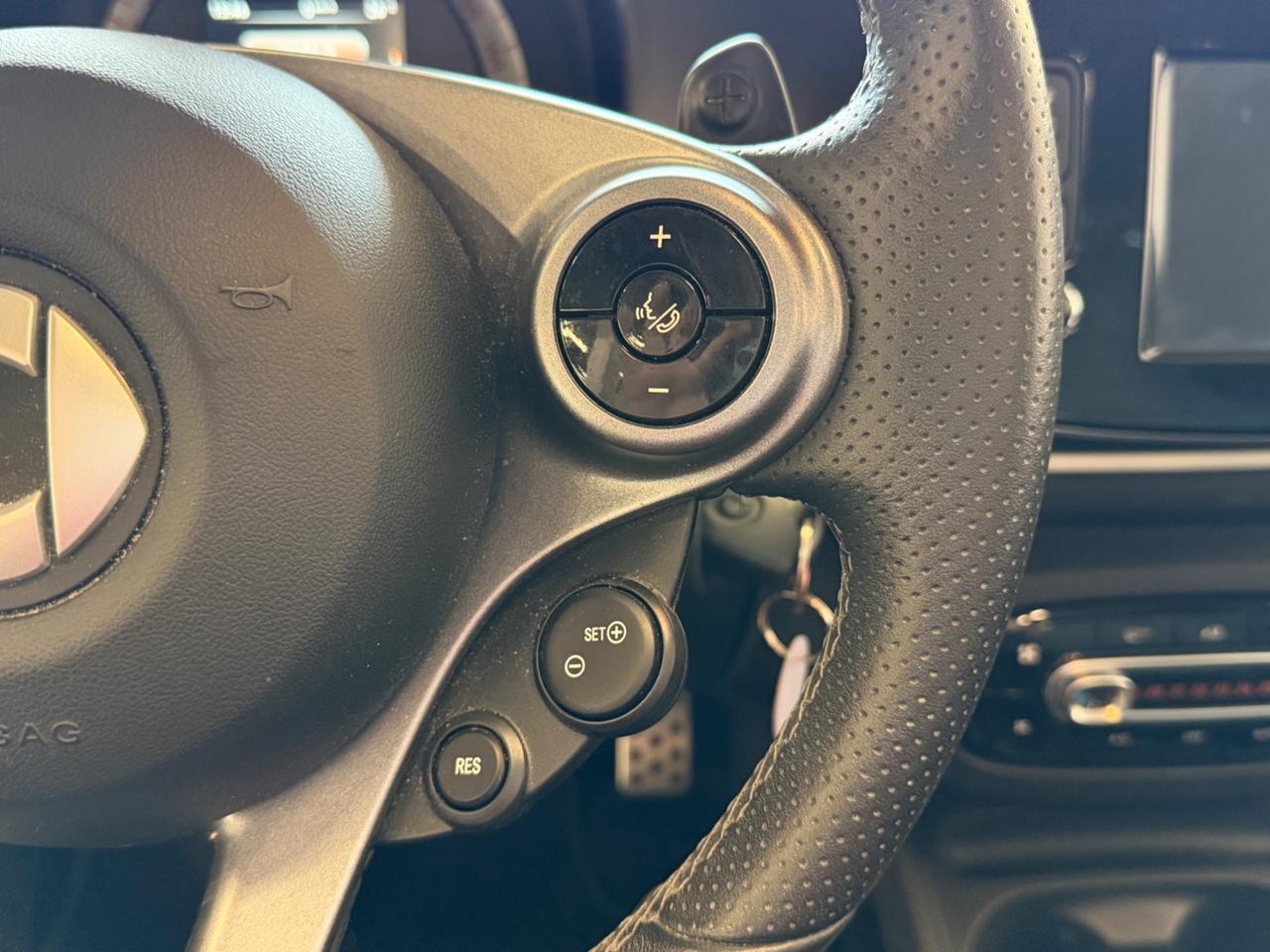 Smart ForTwo 1.0 71 CV CABRIO PRIME SPORT PACK LED NAVIGATORE PELLE 16 GARANZIA UNIPRO