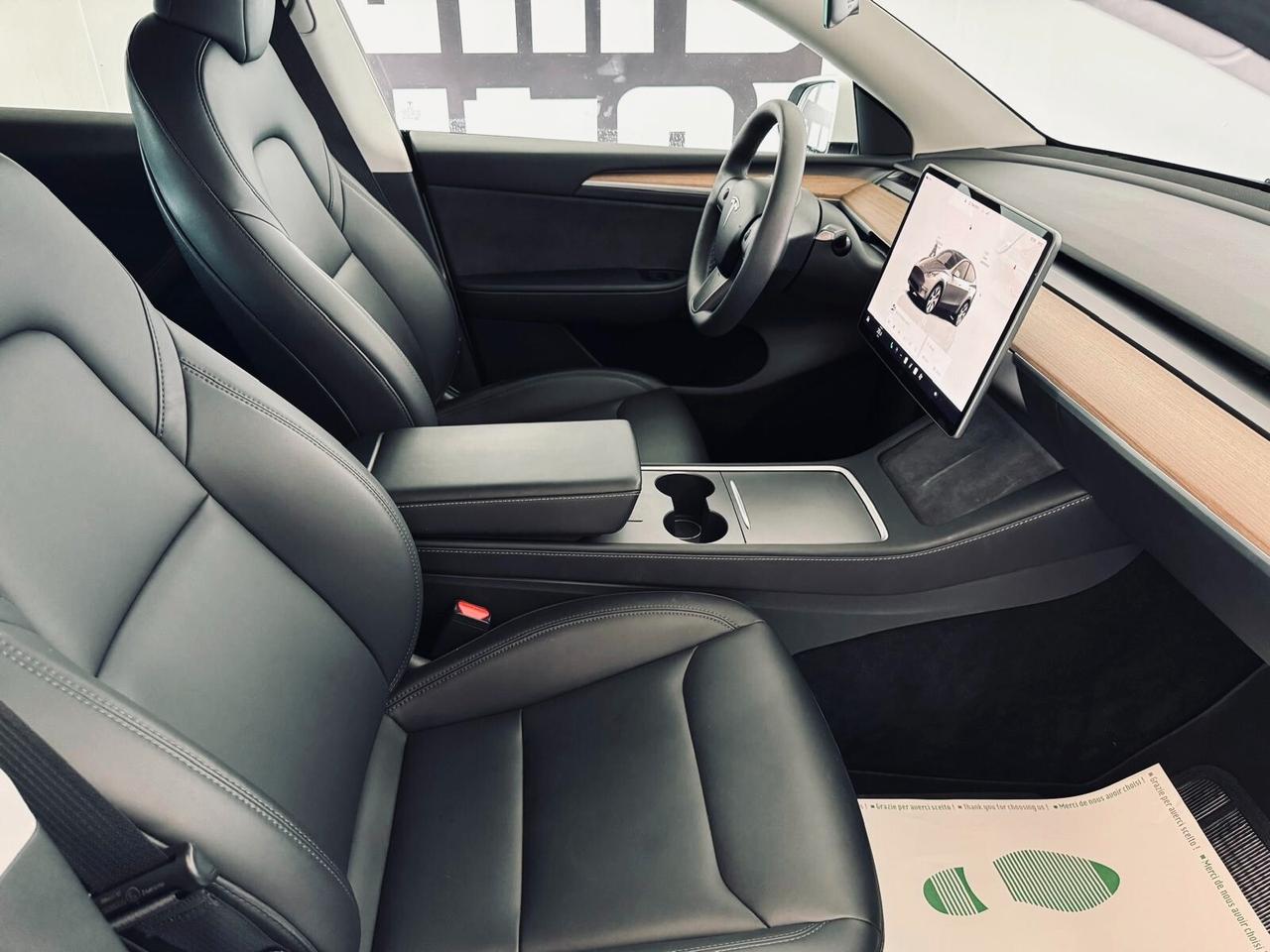 Tesla Model Y Long Range AWD