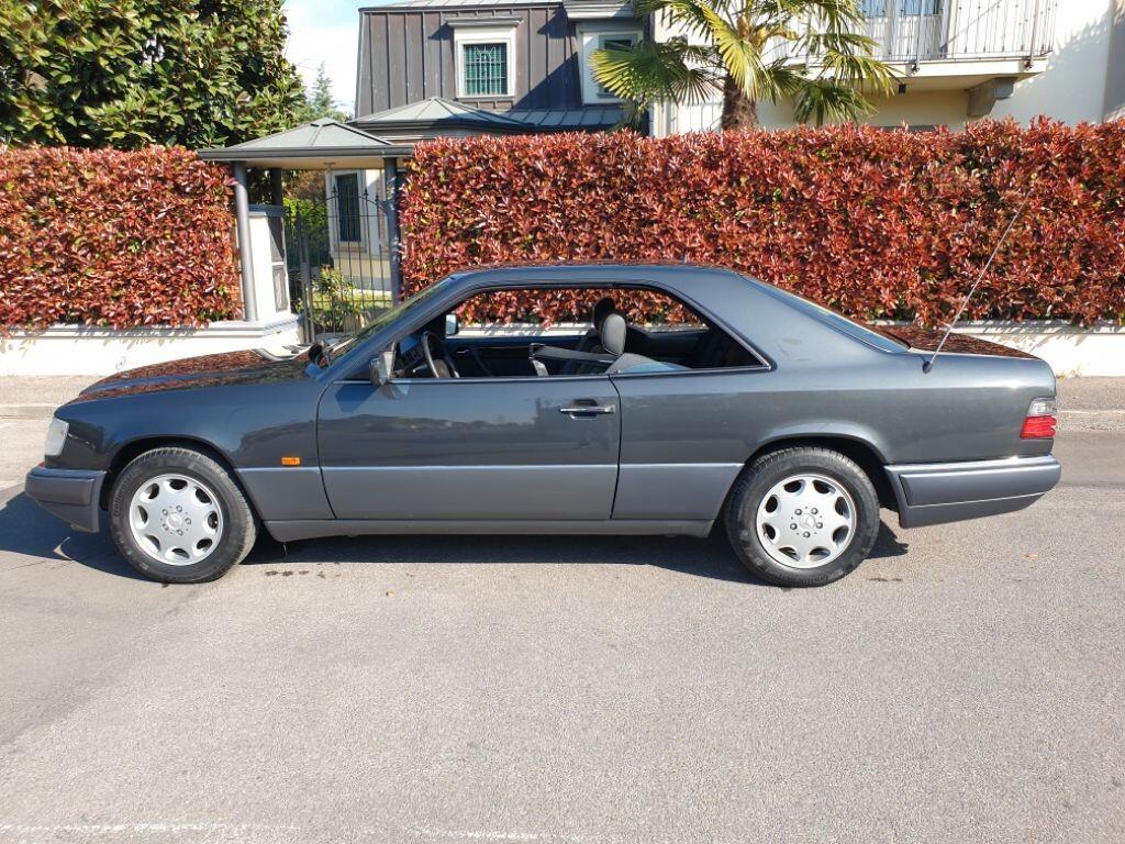 Mercedes-benz E-Series C E 200 cat Coupé full.opt unica