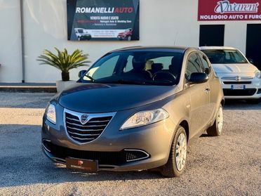 Lancia Ypsilon 1.2 69 CV 5 porte S&S Gold