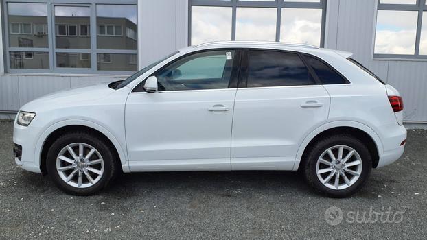 Audi Q3 SportLine Navi Xeno 2.0 TDI 150 cv.