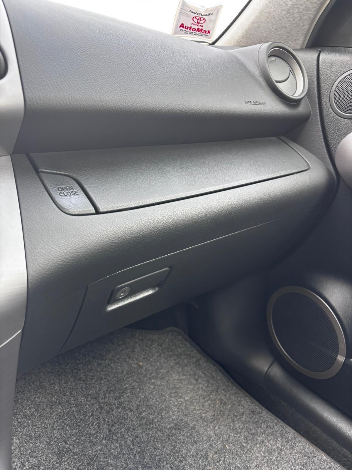 Toyota RAV 4 RAV4 2.2 D-4D 177 CV Luxury