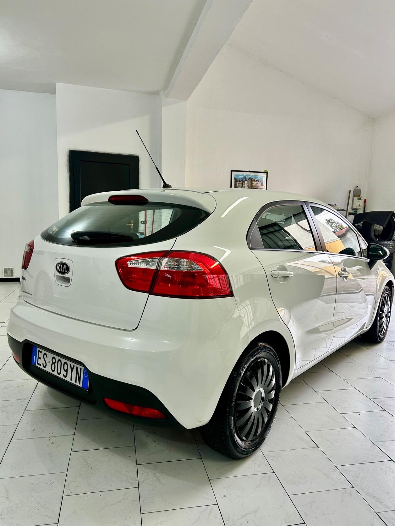 Kia Rio 1.2 Bianco ice *NEOPATENTATI*