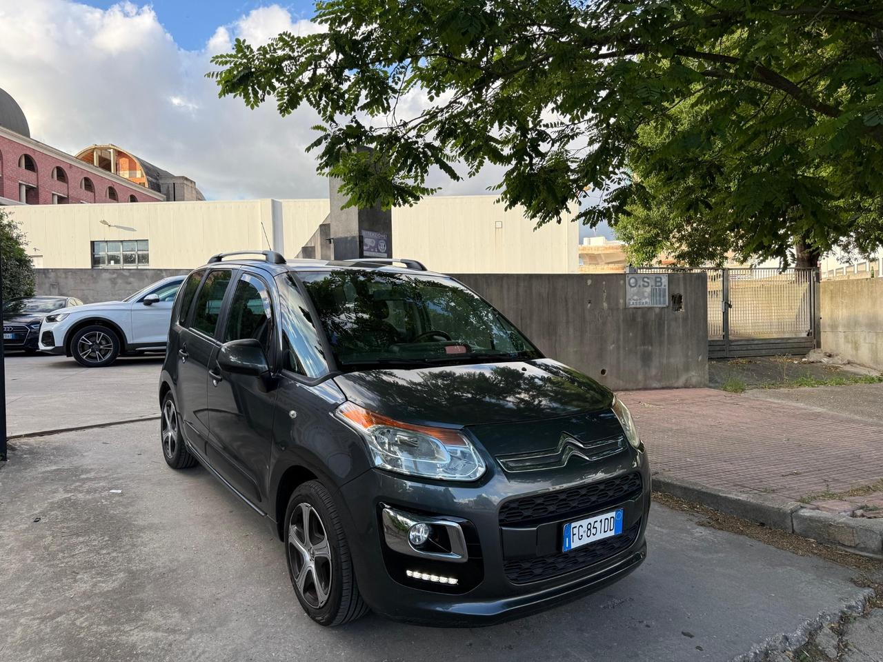 Citroen C3 Picasso Km.86.000! GANCIO TRAINO