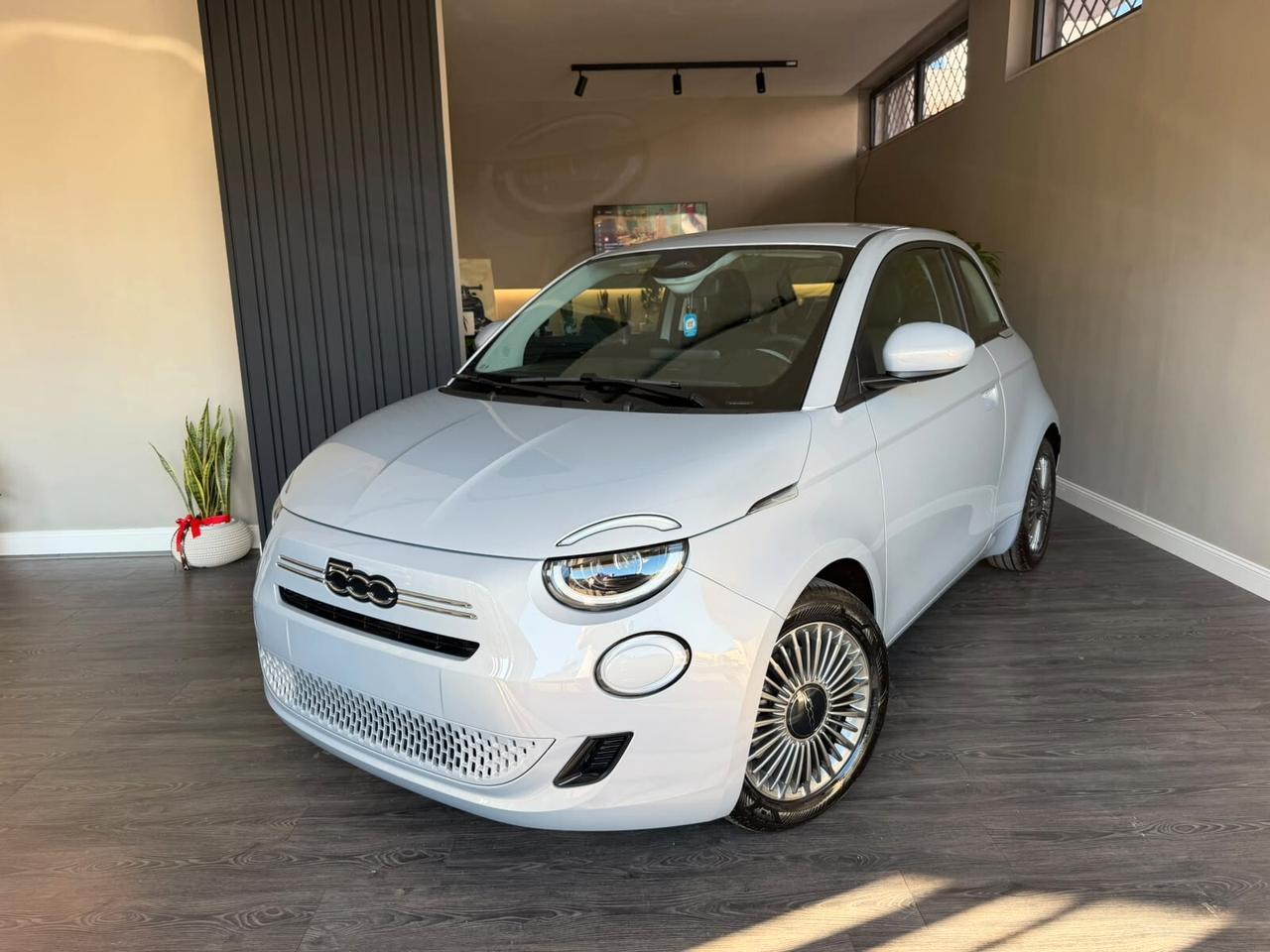 Fiat 500 Berlina 1.0 Hybrid Torino KM0 FULL LED