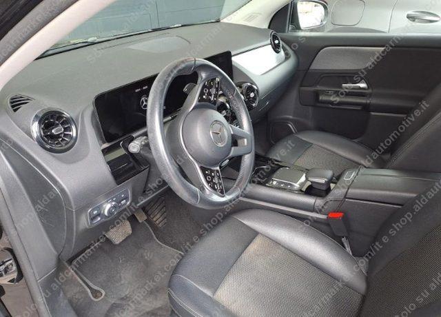 MERCEDES-BENZ GLA 180 d Automatic Business Extra