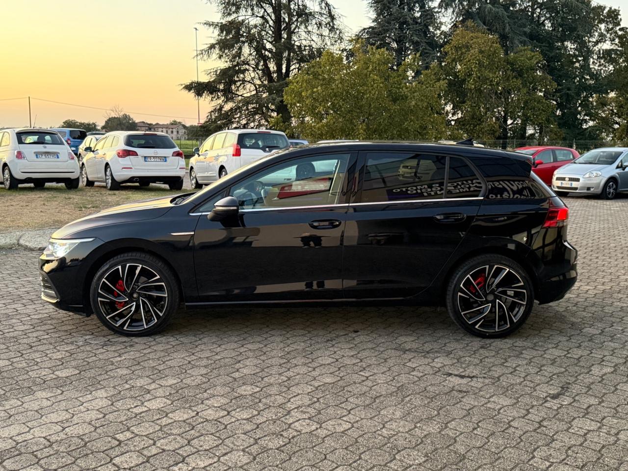 Volkswagen Golf 2.0 TDI DSG|CERCHI 18|RADAR