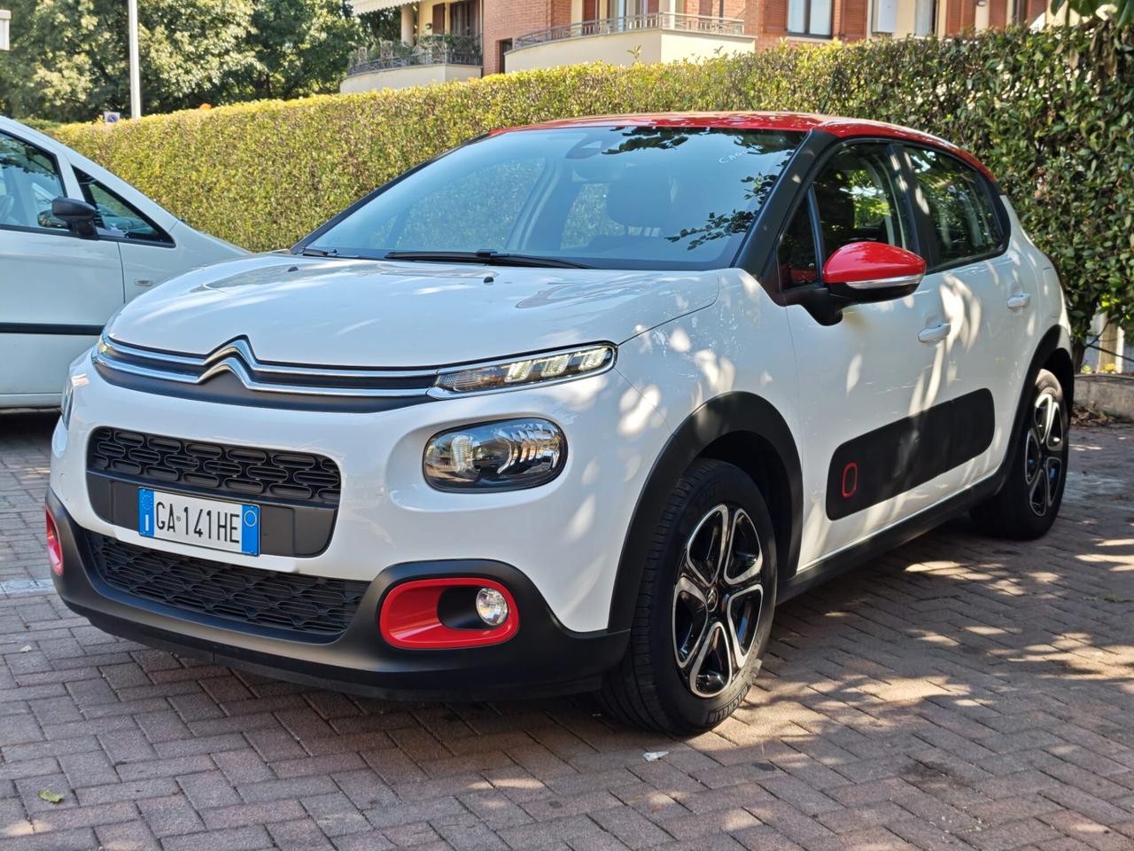 Citroën C3 1.2 PureTech 83 CV S&S Feel Pack (o Shine) Bicolore