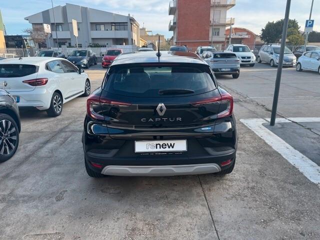 Renault Captur Hybrid E-Tech 145 CV Zen