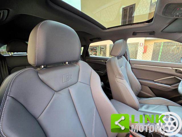AUDI Q3 SPB 35 TFSI S tronic Identity Black S Line Edition