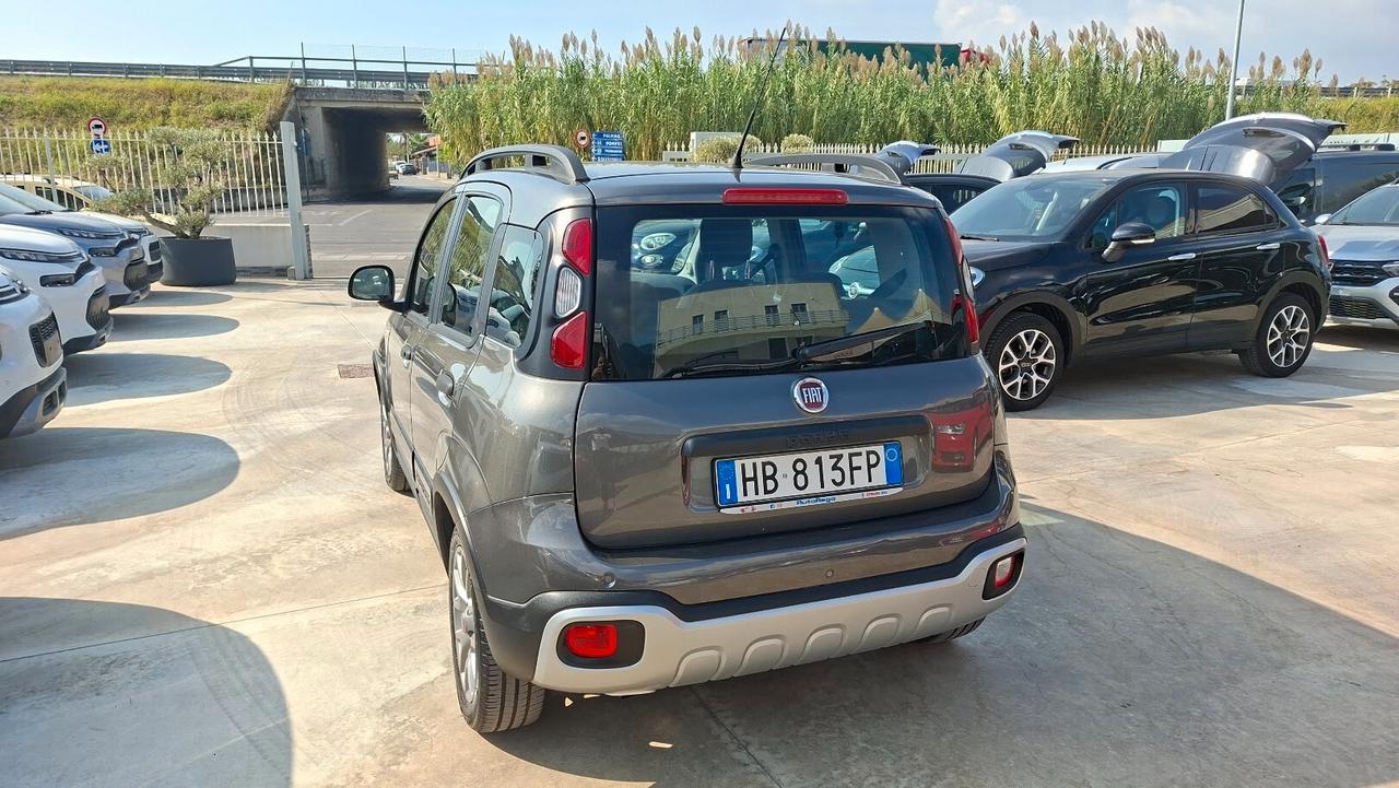 Fiat Panda Cross 0.9 TwinAir Turbo GPL 2020