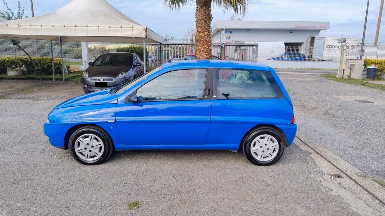 Lancia Y 1.2i Elefantino Blu