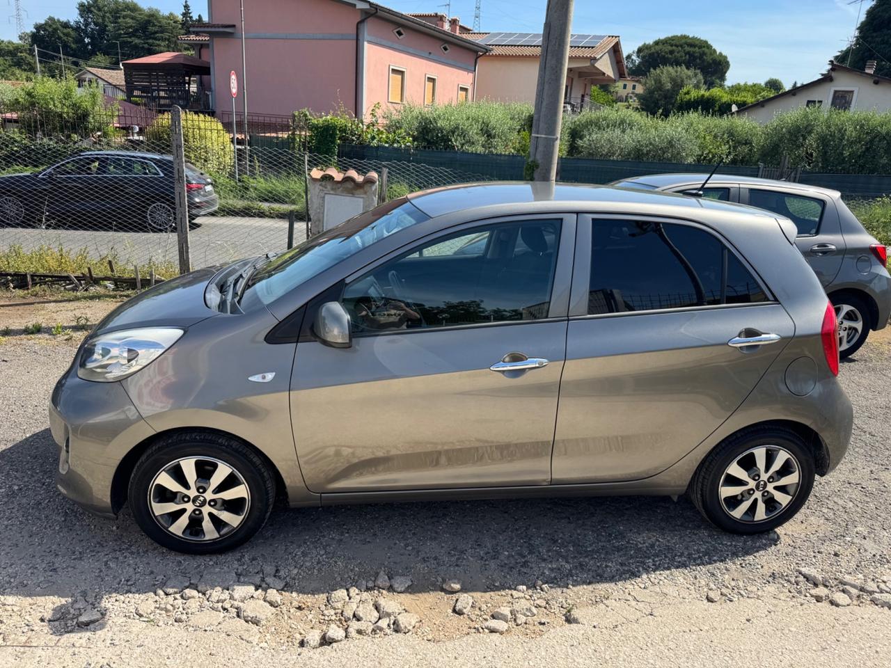 Kia Picanto 1.0 12V EcoGPL 5 porte Glam. NEOPATENTATI