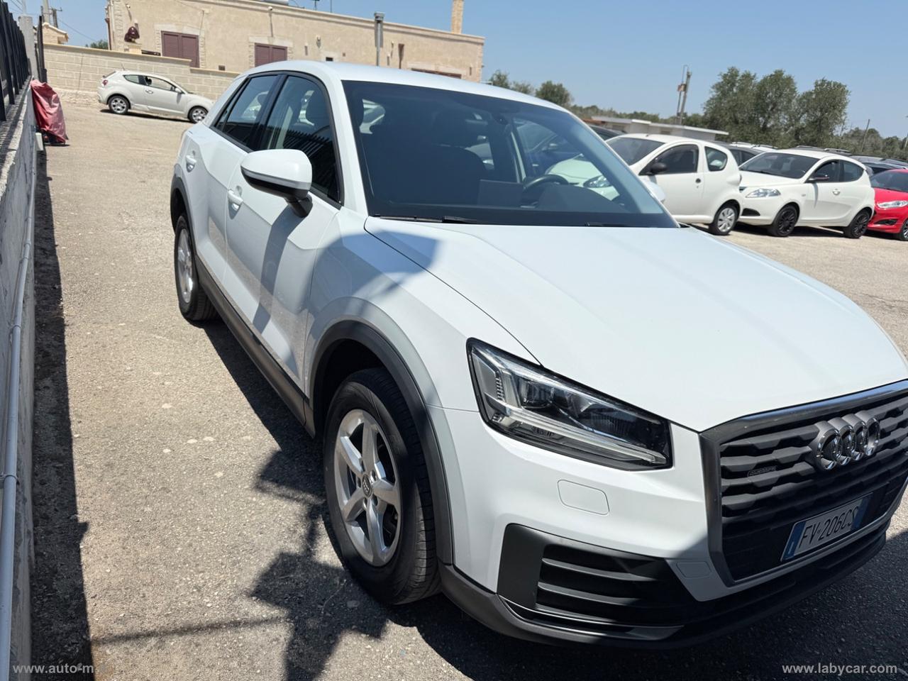 AUDI Q2 35 TDI quattro S tr. Business Design
