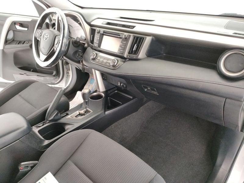 Toyota RAV4 RAV4 2.2 D-CAT A/T 4WD Style