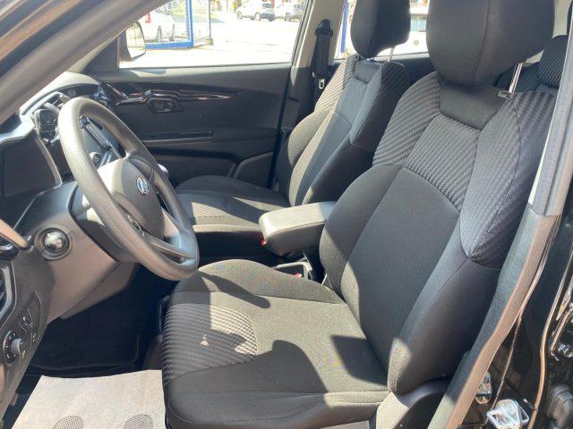 MAHINDRA KUV100 1.2 VVT GPL K8 NAVIGATORE -RETROCAMERA