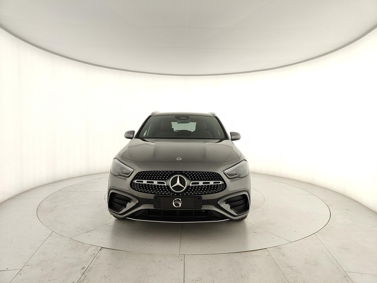 Mercedes-Benz GLA 200 d
