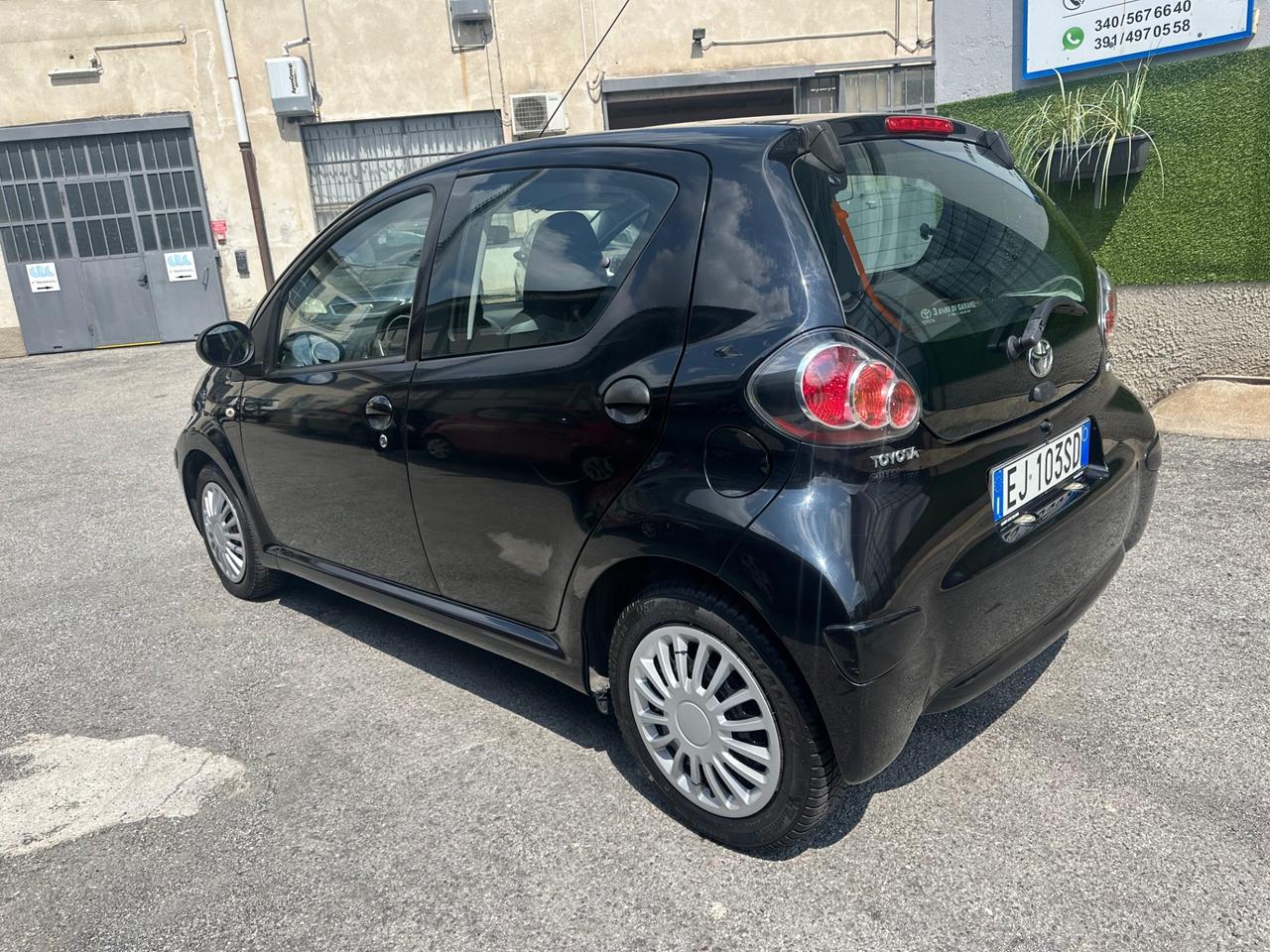 Toyota Aygo 1.0 12V 5 porte BENZINA - NAVI NEOPATENTATI
