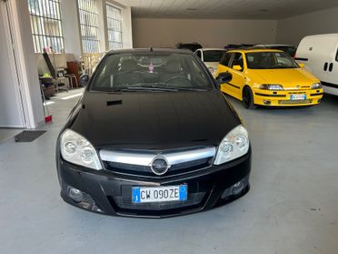 Opel Tigra TwinTop 1.4 16V Sport
