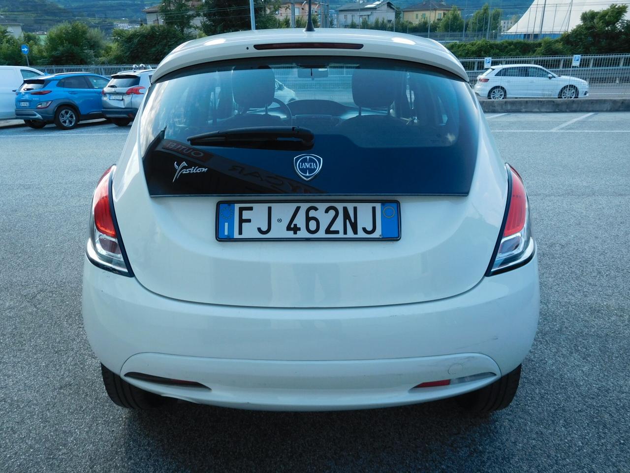 Lancia Ypsilon 0.9 TwinAir 85cv 5pt Metano Ecochic Silver - OK NEOPAT.