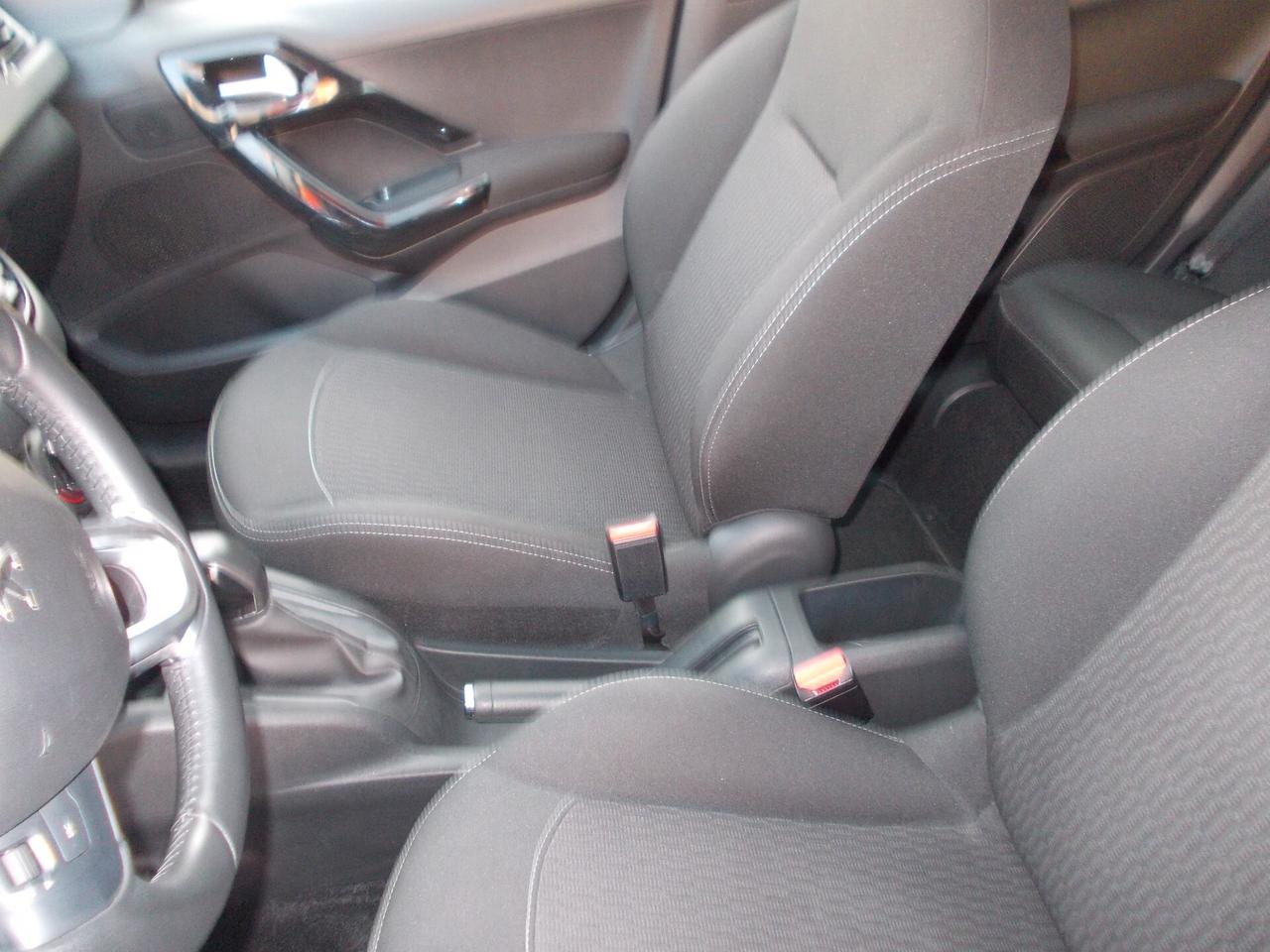 Peugeot 208 PureTech 82 5 p. Active-KM31802