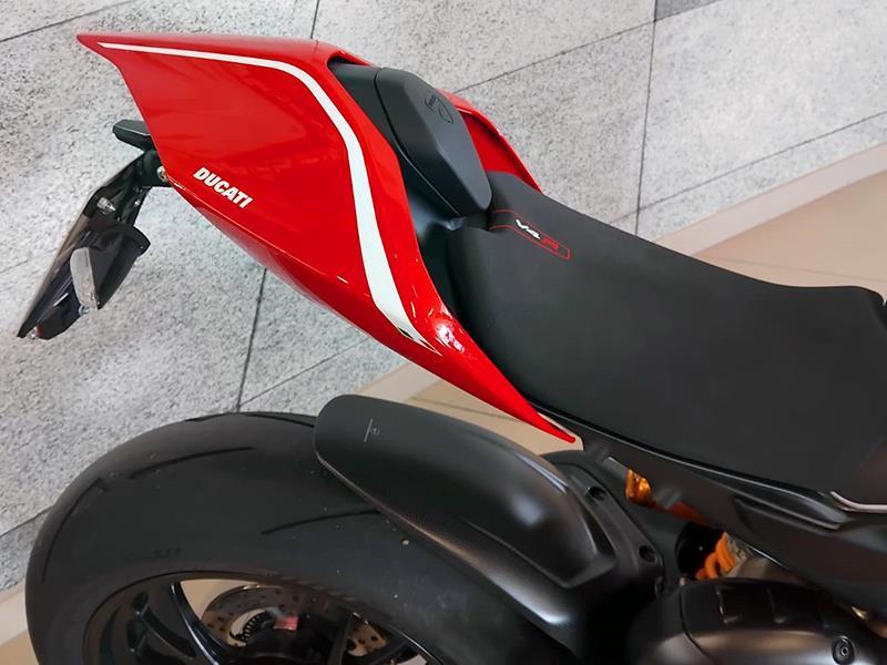 Ducati Panigale V4 R