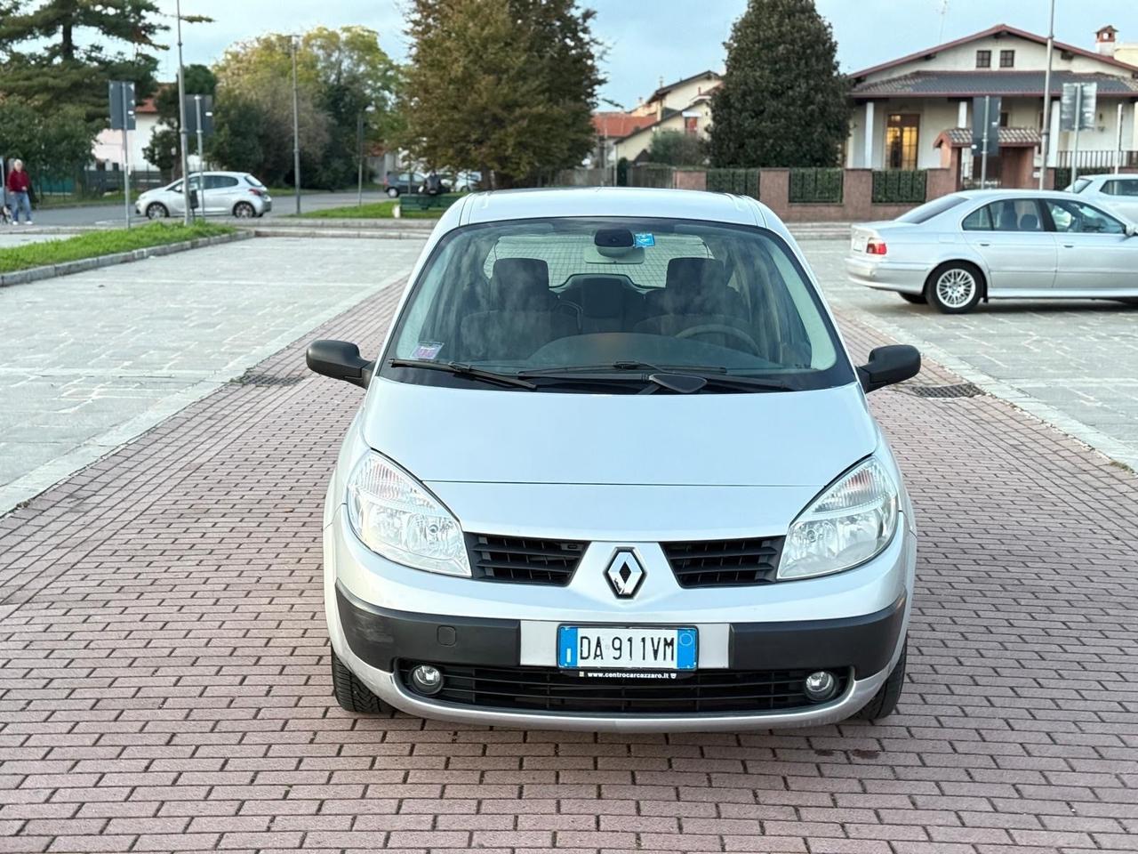 Renault Scenic Scénic 1.6 16V Dynamique