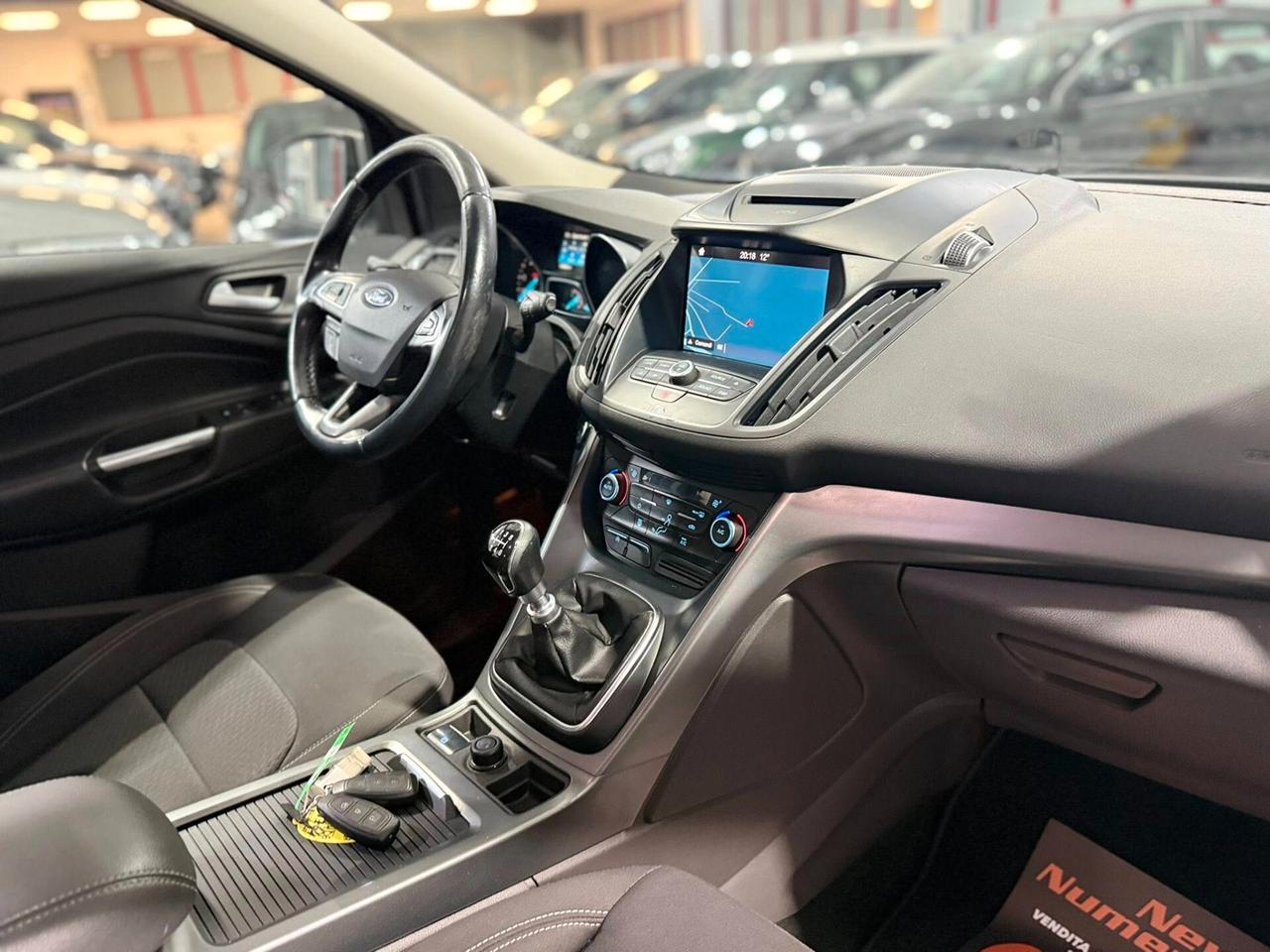 Ford Kuga 1.5 Tdci 120cv 2WD Titanium 2019