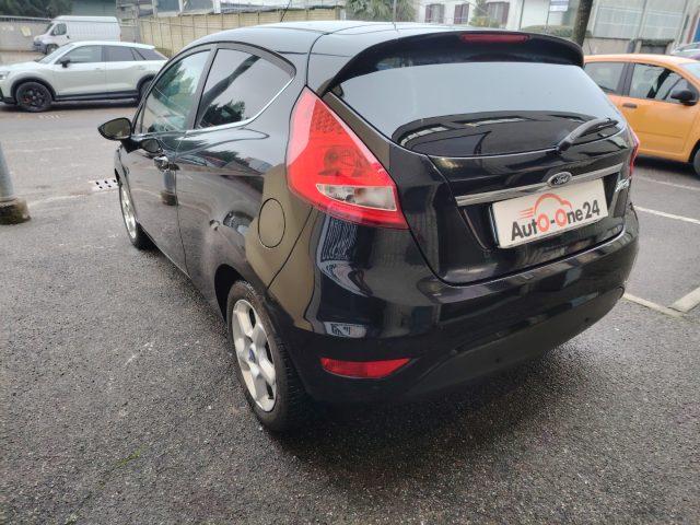 FORD Fiesta 1.4 TDCi 70CV 3 porte Titanium NEOPATENTATI
