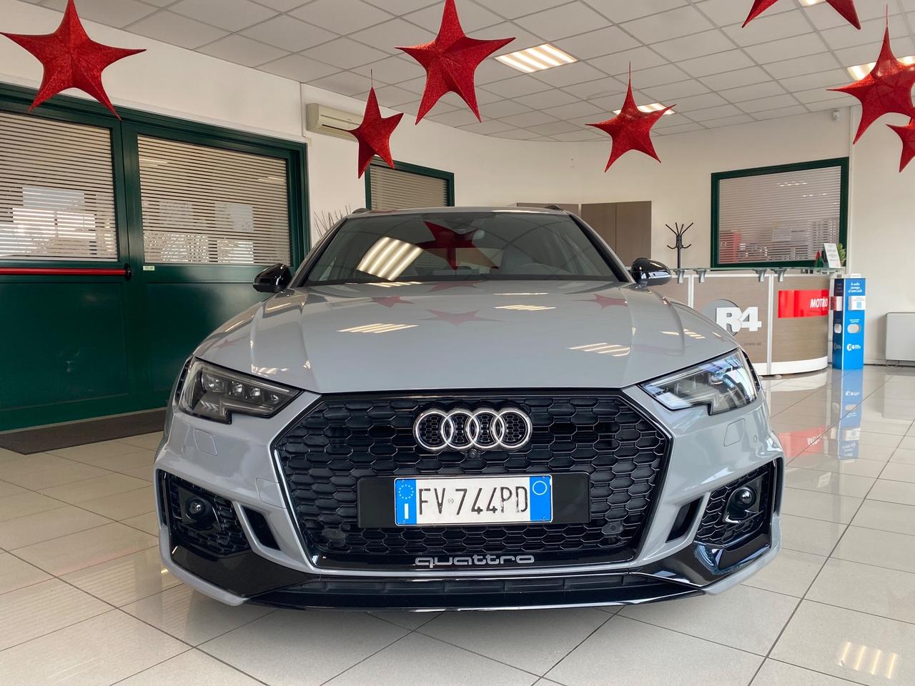 Audi A4 RS 4 Avant 2.9 TFSI quattro tiptronic
