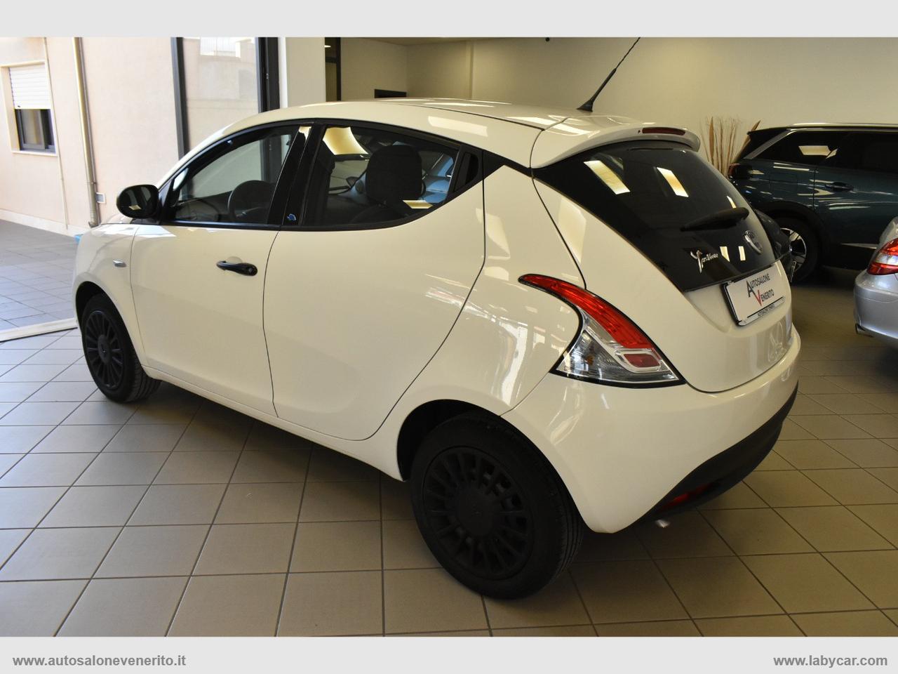 LANCIA Ypsilon 1.2 69 CV 5p. S&S Elefantino Blu