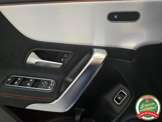 MERCEDES-BENZ CLA 200 d Automatic Premium + Tetto