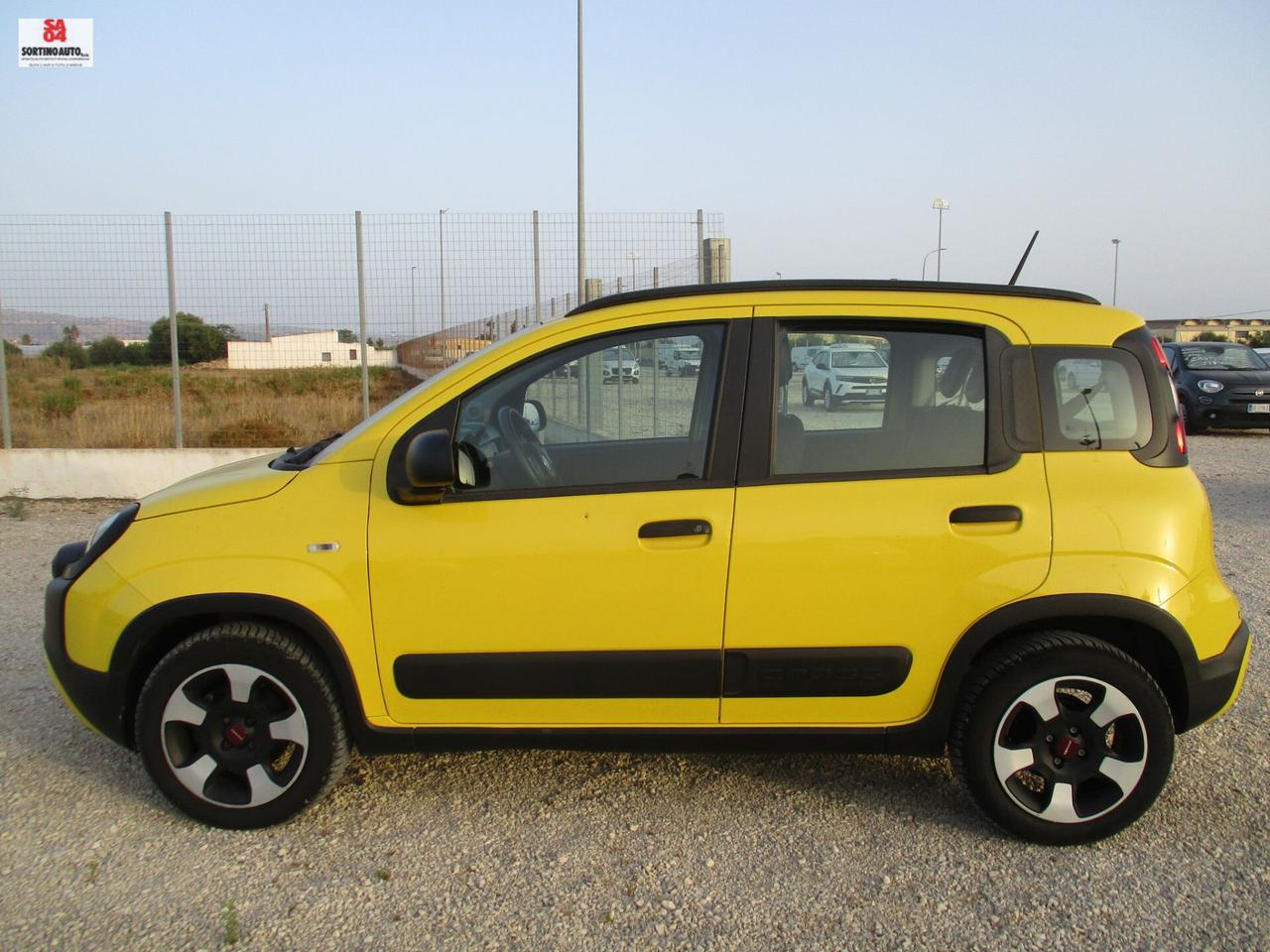 Fiat Panda 1.0 FireFly S&S Hybrid City Cross 70cv 10/2020 KM84000