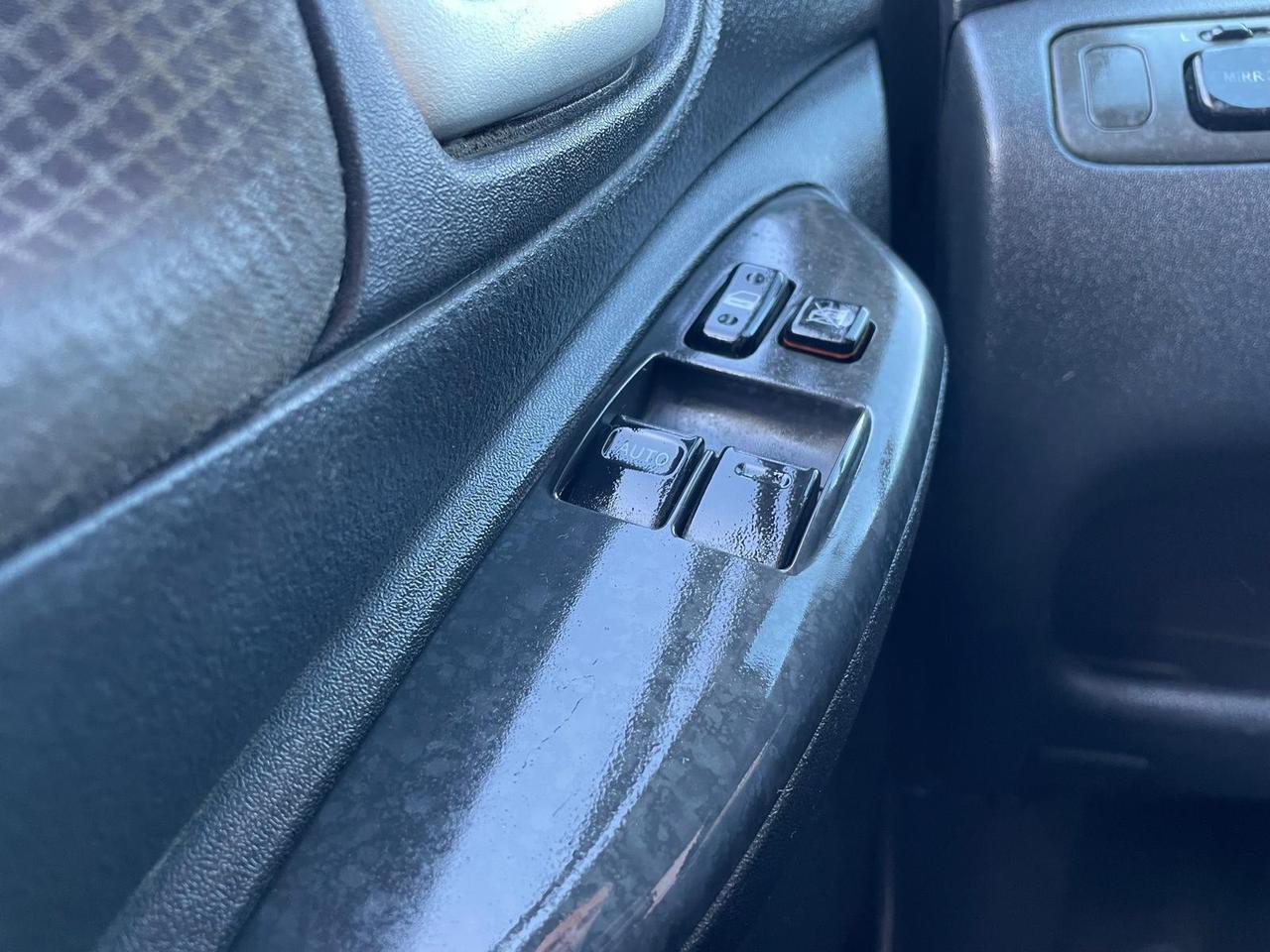 Toyota Yaris 1.0i 16V cat 5 porte Blue