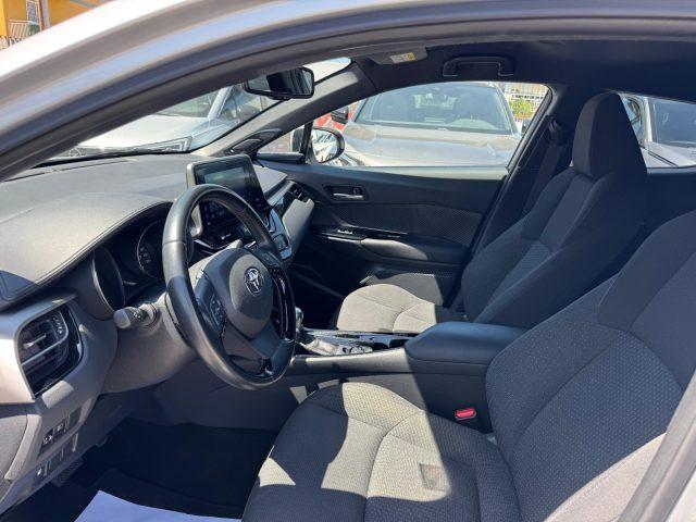 TOYOTA C-HR 1.8 Hybrid E-CVT Style