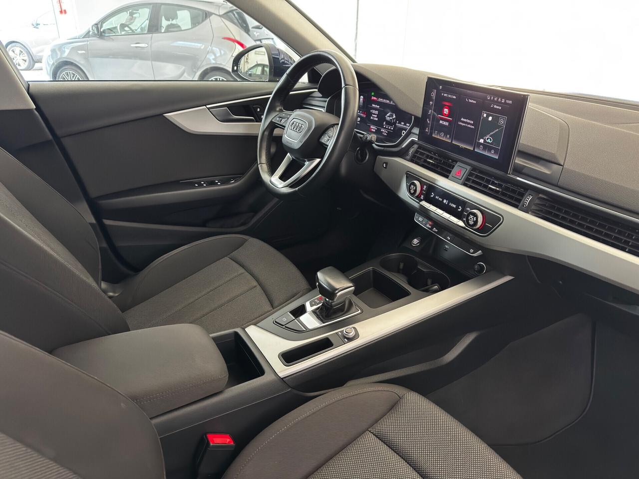 Audi A4 Avant 35 TDI/163 CV S tronic Business Advanced