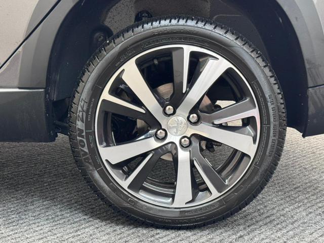 PEUGEOT 2008 Allure UNICOPROPRIETARIO|NEOPAT.|CARPLAY