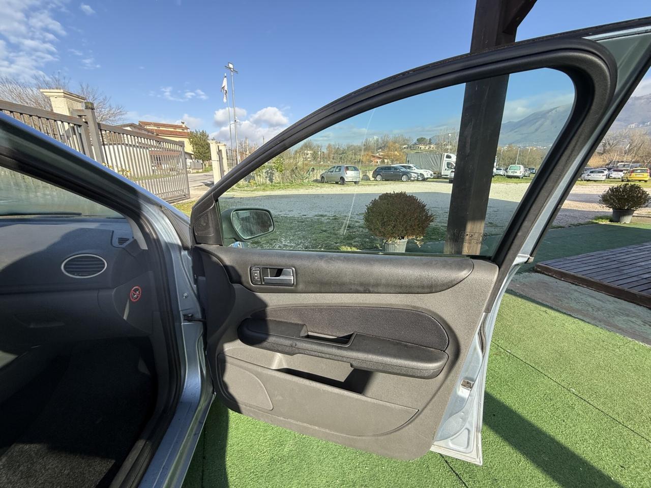 Ford Focus 1.6 TDCi 90 CV