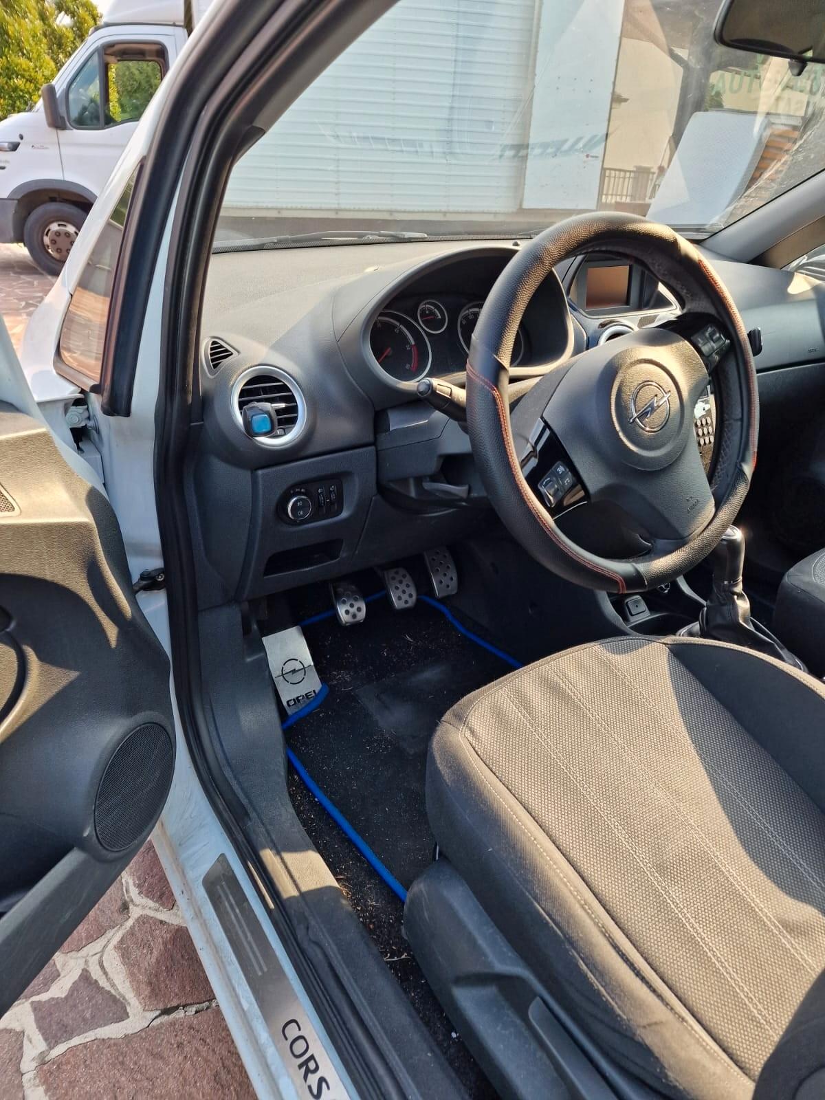 Opel Corsa 1.3 CDTI 95CV F.AP. 3 porte b-color