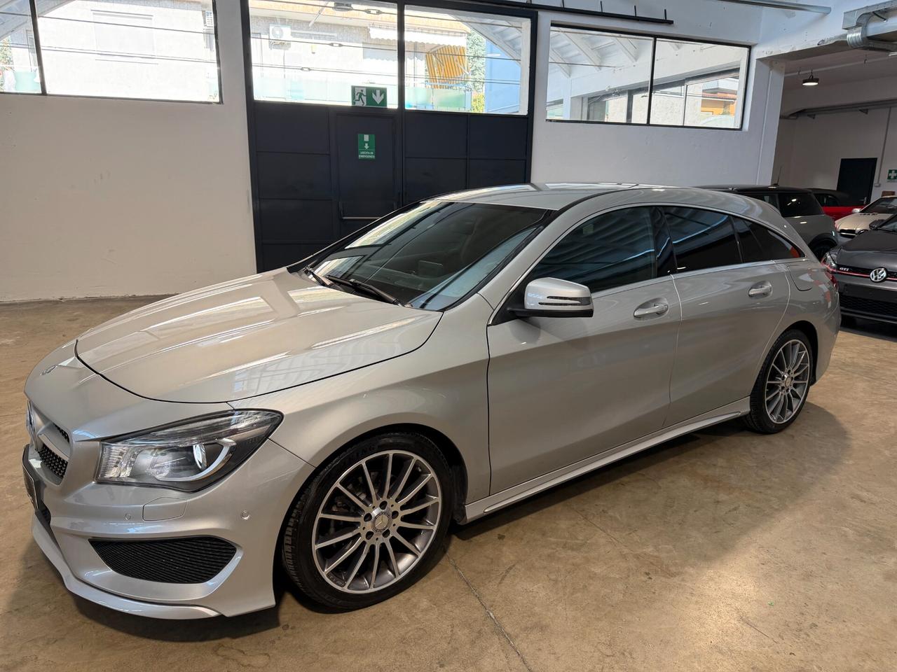 Mercedes-benz CLA 200 d PREMIUM AMG-MOTORE MERCEDES-UNICOPROPRIETARIO