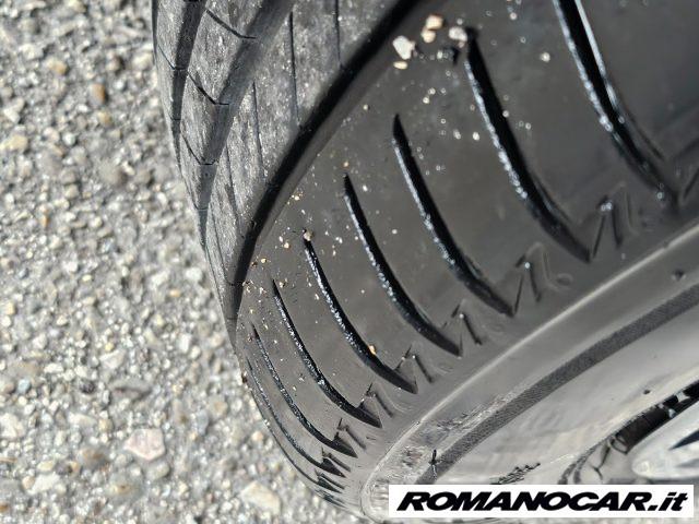 RENAULT Clio TCe 90 Equilibre 31.000 KM.