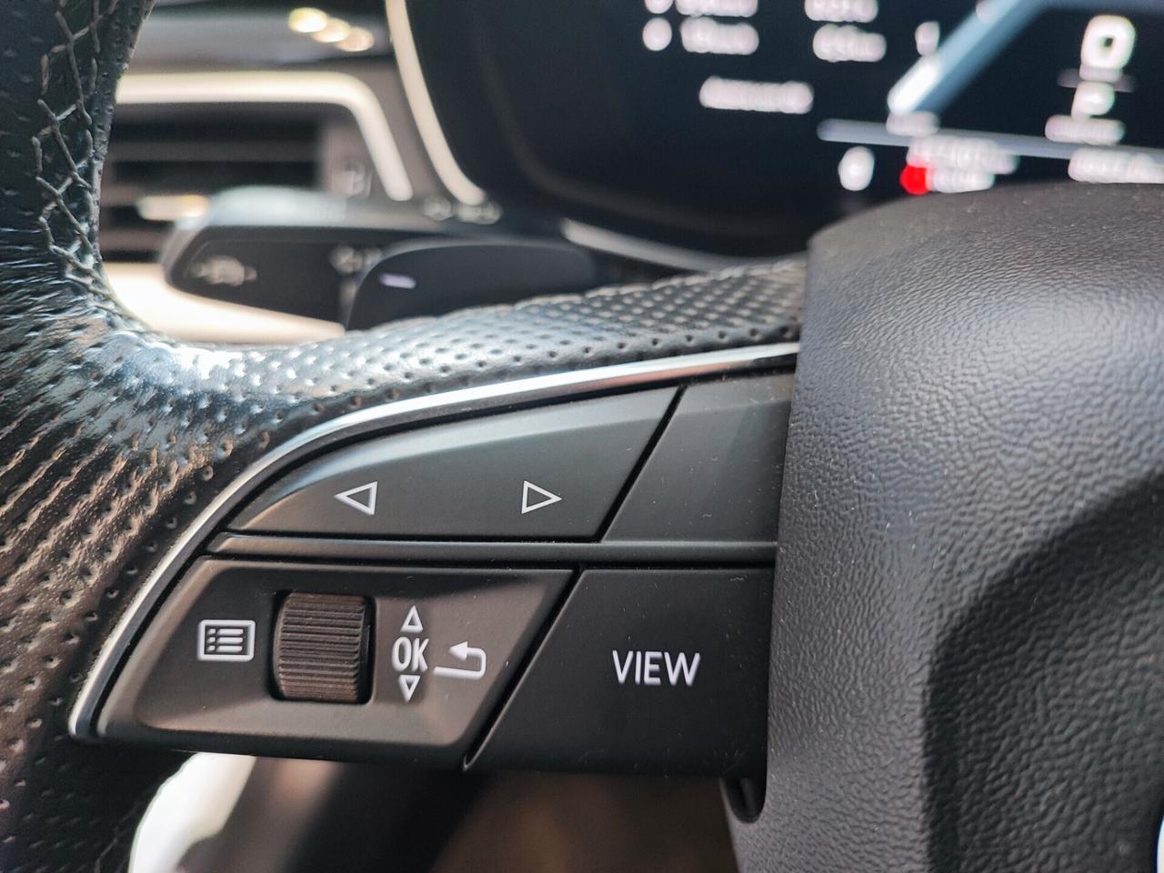 Audi A4 35 TDI S tronic line edition