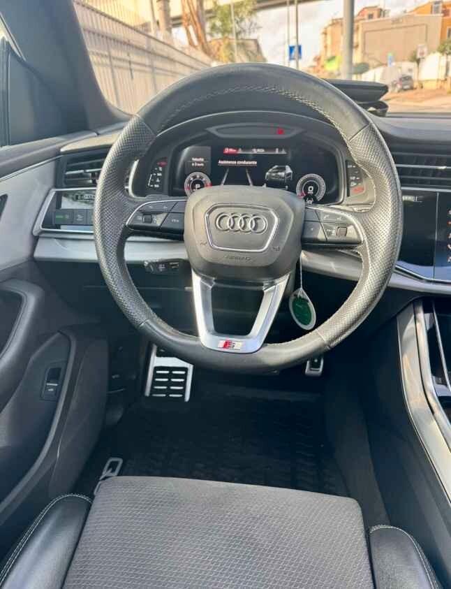 AUDI Q8 3.0 TDI 286 CV quattro tiptronic Sport