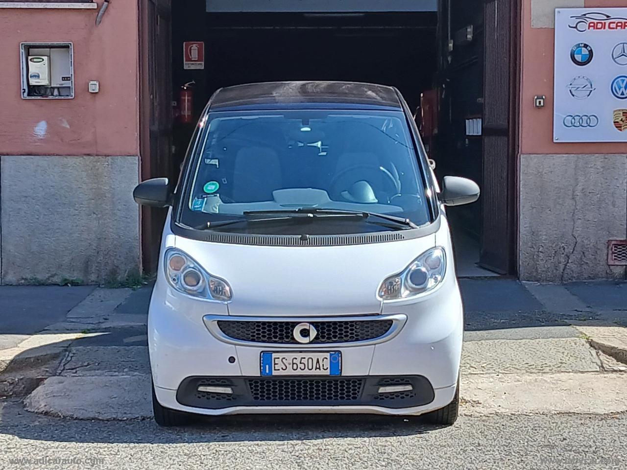 SMART fortwo 1000 52 kW coupé