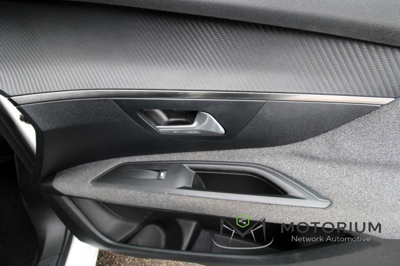 Peugeot 3008 3008 1.6 bluehdi Active s&s 120cv eat6