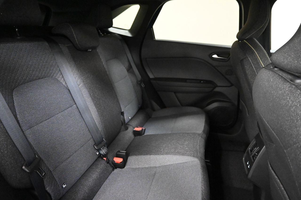 MITSUBISHI Grandis Grandis 1.3L Mild Hybrid DCT...