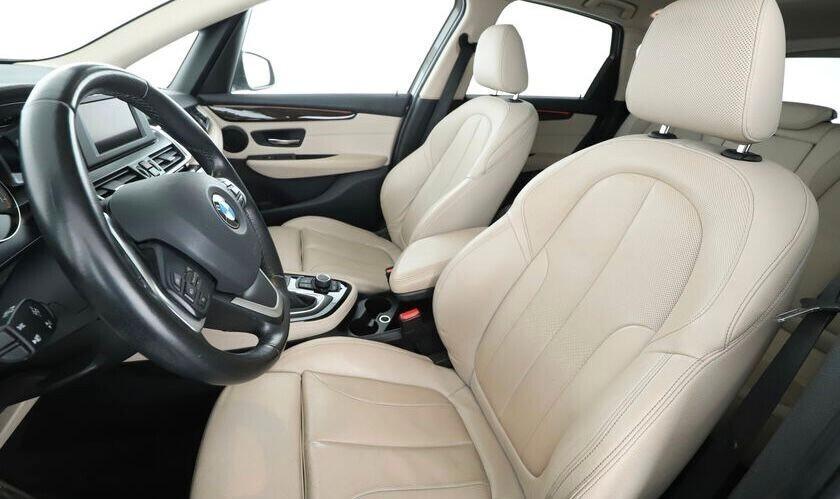 Bmw 216d Active Tourer Luxury Pelle/Led