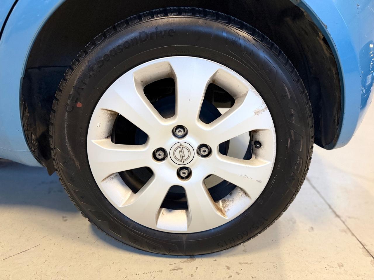 Opel Agila 1.0 12V 65CV Enjoy NEOPATENTATI