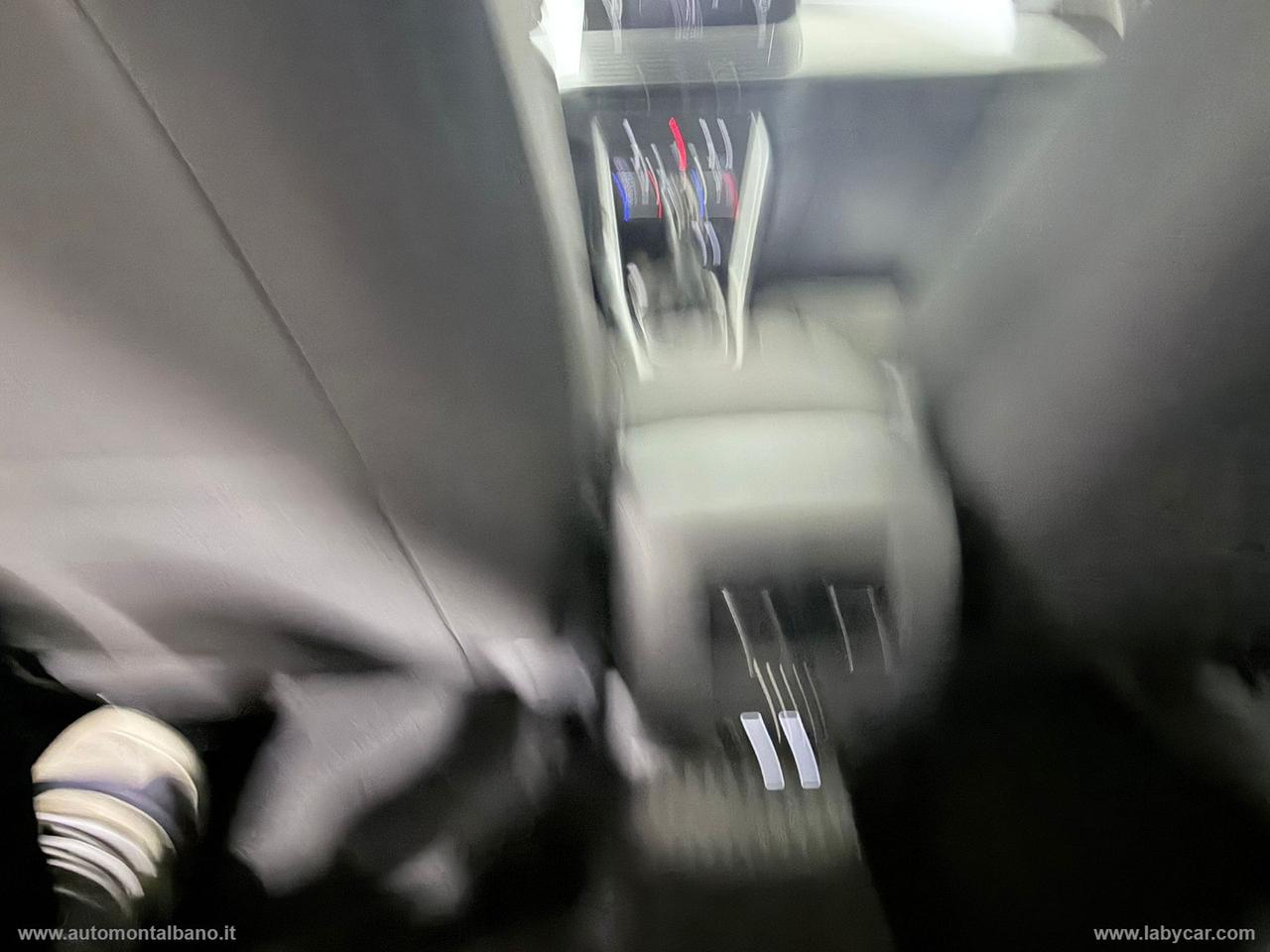 VOLKSWAGEN T-Roc 2.0 TDI SCR Life