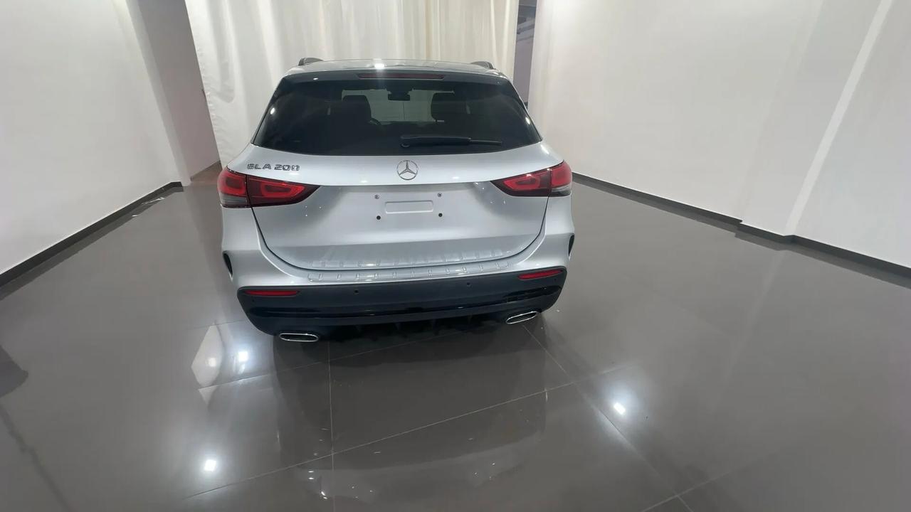 Mercedes-benz GLA 200 Automatic Premium